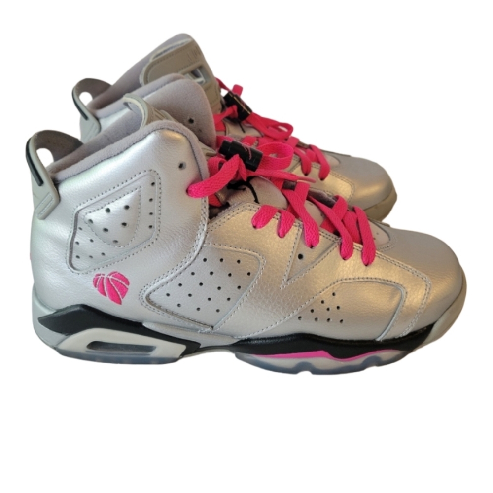 Nike Air Jordan Silver and pink  Retro 6 Valentines Day sz 7Y sneakers size 7